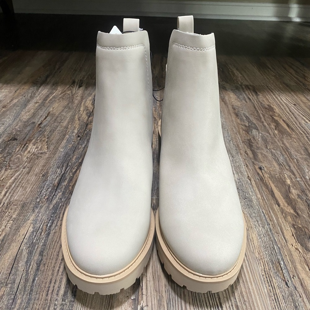 Women's Cream Ankle Boots